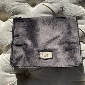 Gucci beauty pouch